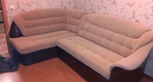Перетяжка углового дивана. Александровск